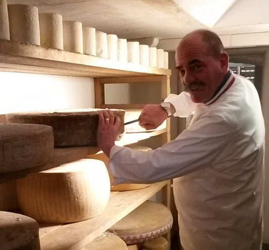 Fromager Bernard Mure-Ravaud - Augustas Box